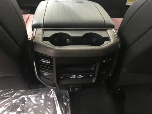 New 2026 RAM 2500 Limited image 31