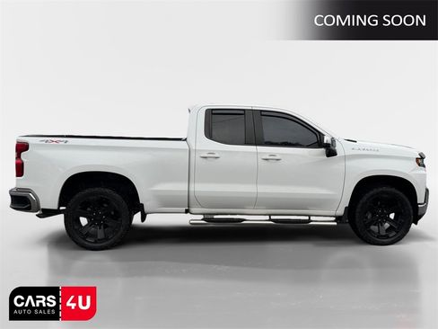 Used 2020 Chevrolet Silverado 1500 LT w/ Trailering Package image 8