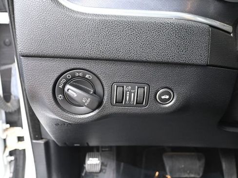 Used 2016 Dodge Charger R/T RWD image 35