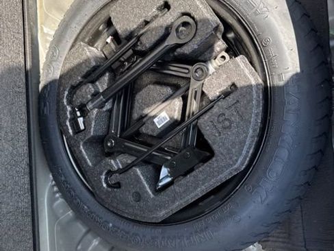 Used 2023 Hyundai Kona SEL FWD image 13