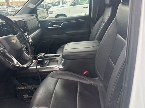 Used 2023 Chevrolet Silverado 1500 LTZ image 13