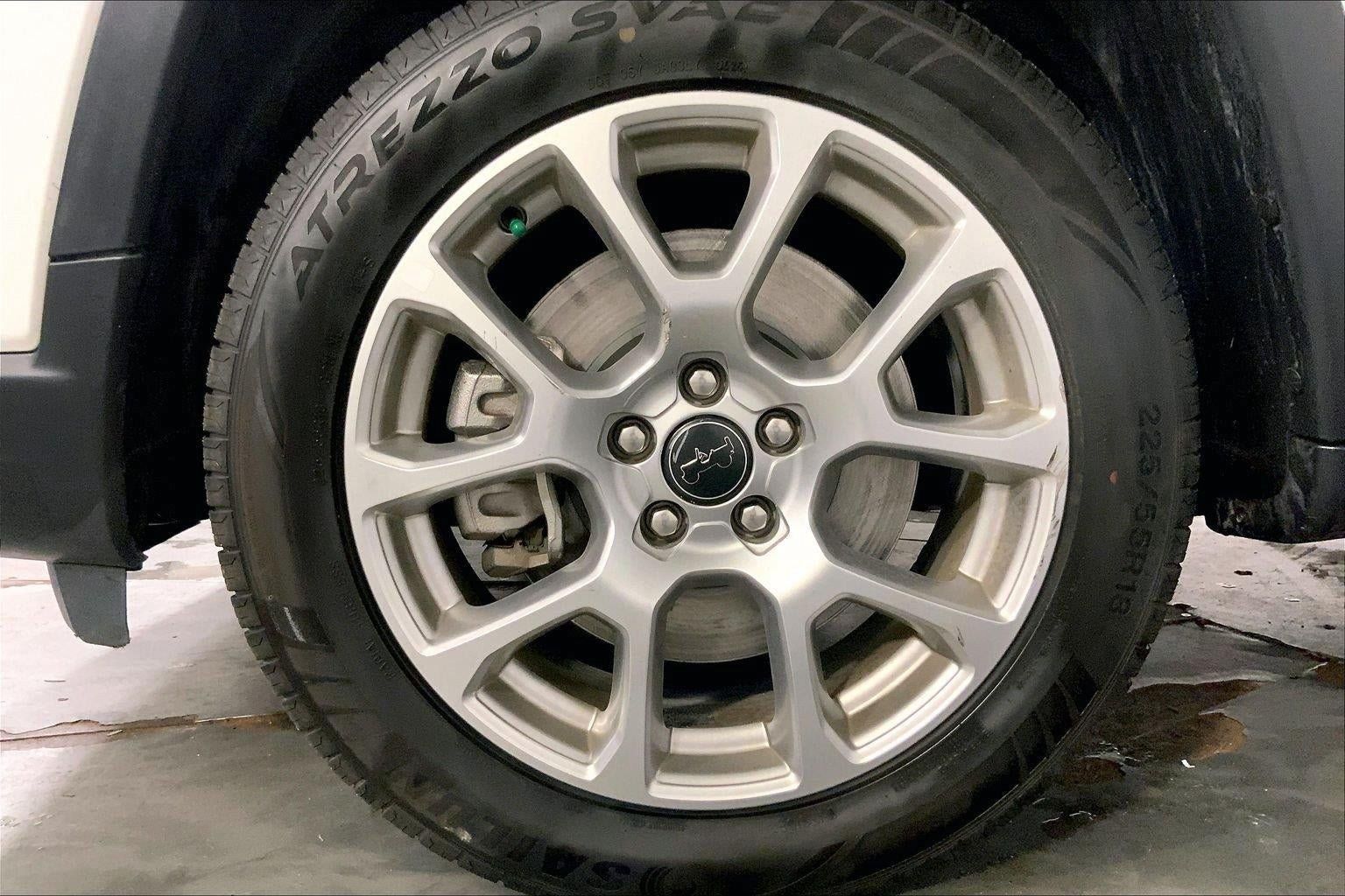 Used 2025 Jeep Compass Limited AWD/4WD image 9