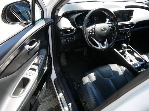 Used 2019 Hyundai Santa Fe Limited AWD/4WD image 10
