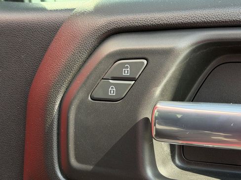 Used 2021 Chevrolet Silverado 1500 Custom image 56