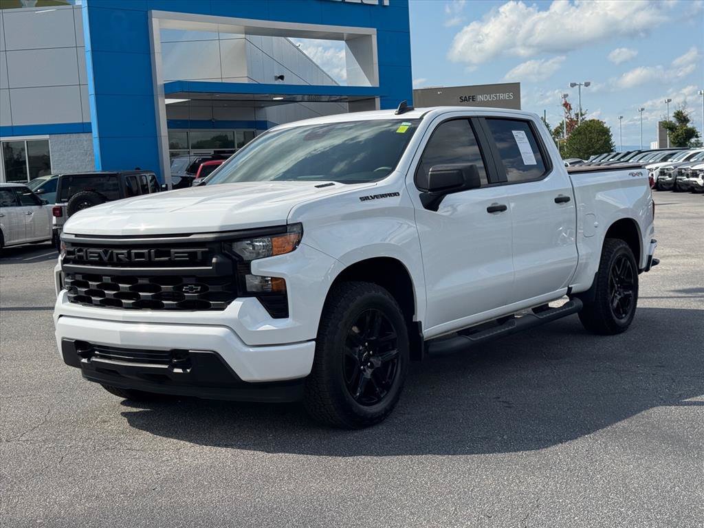 Used 2026 Chevrolet Silverado 1500 Custom w/ Turbomax Blackout Package AWD/4WD image 7