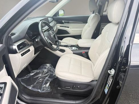 Used 2020 Kia Telluride EX w/ EX Premium Package AWD/4WD image 12