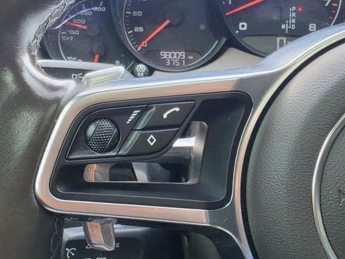 Used 2017 Porsche Cayenne Platinum Edition AWD/4WD image 27