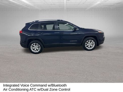 Used 2015 Jeep Cherokee Latitude w/ Comfort/Convenience Group image 14