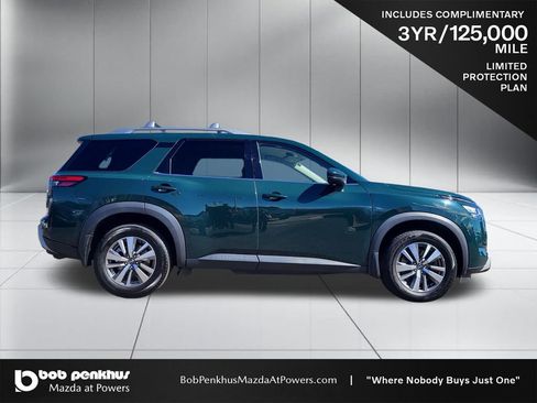 Used 2023 Nissan Pathfinder SL AWD/4WD image 24