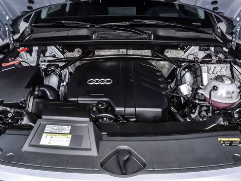Used 2023 Audi Q5 2.0T Prestige AWD/4WD image 11