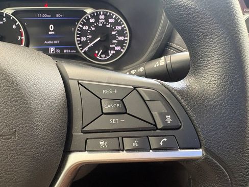 Used 2024 Nissan Sentra SV FWD image 5