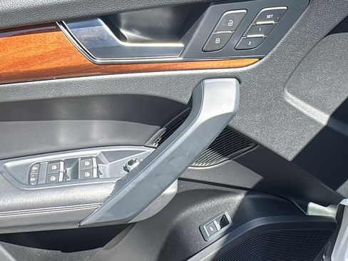 Used 2023 Audi Q5 2.0T Premium Plus w/ Premium Plus Package image 13