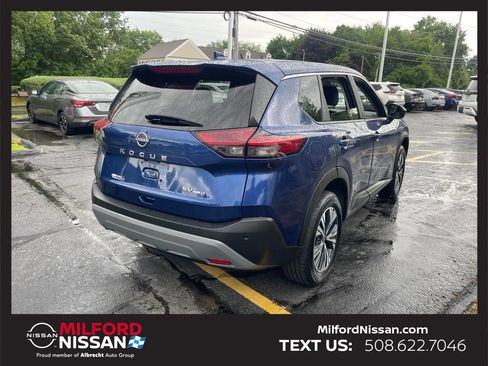 Certified 2023 Nissan Rogue SV AWD/4WD image 5