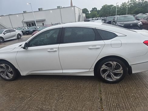 Used 2020 Honda Accord EX-L image 8