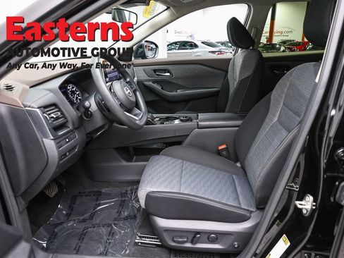 Used 2023 Nissan Rogue SV AWD/4WD image 13