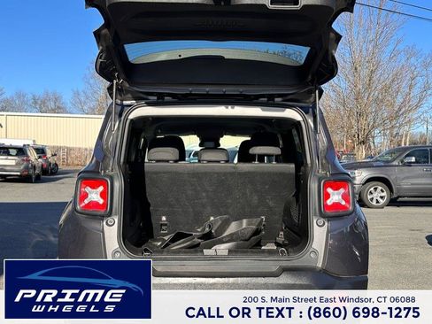 Used 2018 Jeep Renegade Latitude image 13