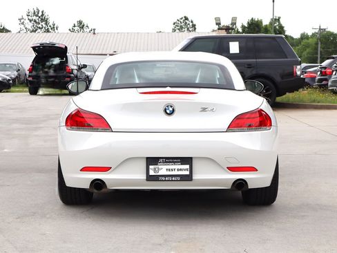 Used 2010 BMW Z4 sDrive35i RWD image 11