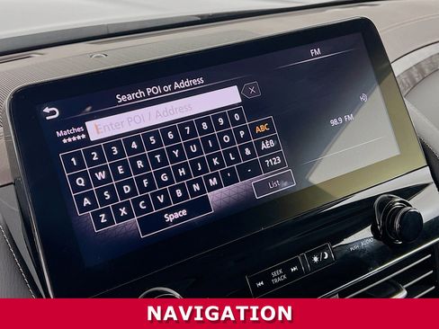 Used 2024 Nissan Armada Platinum w/ Captain's Chairs Package image 9