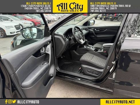 Used 2019 Nissan Rogue Sport SV w/ All-Weather Package AWD/4WD image 9