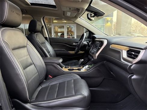 Used 2018 GMC Acadia Denali w/ Technology Package image 22