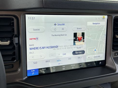 New 2025 Ford Bronco Badlands image 18