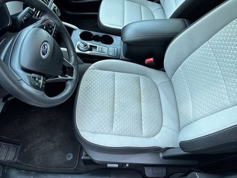 Used 2023 Ford Escape Active image 13