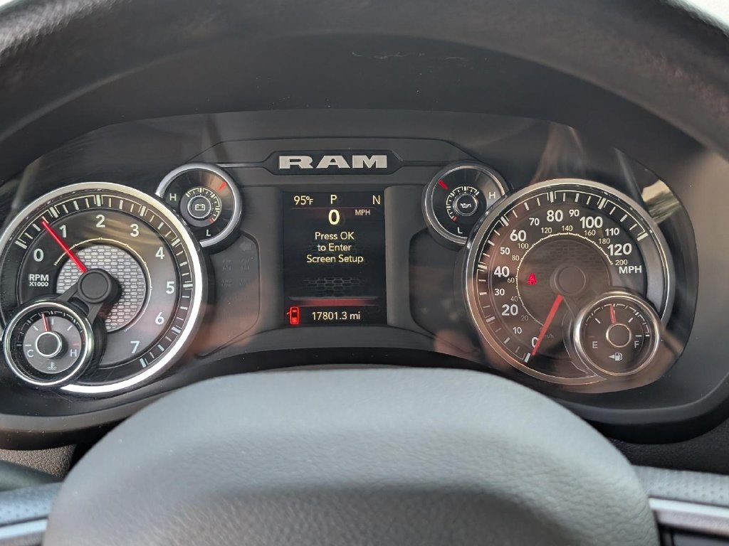 Used 2024 RAM 2500 Tradesman w/ Chrome Appearance Group AWD/4WD image 24
