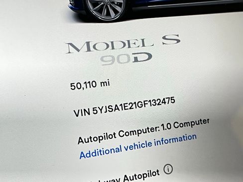 Used 2016 Tesla Model S 60D image 10