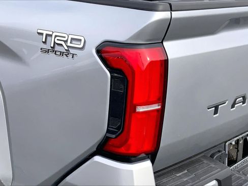 Used 2024 Toyota Tacoma TRD Sport RWD image 29
