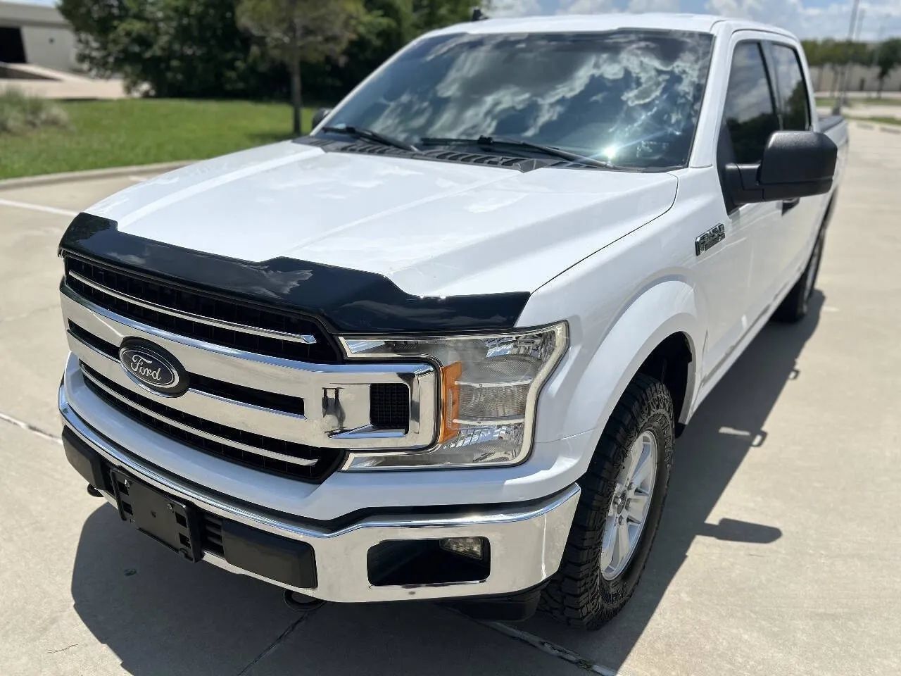Used 2020 Ford F150 XLT AWD/4WD image 2