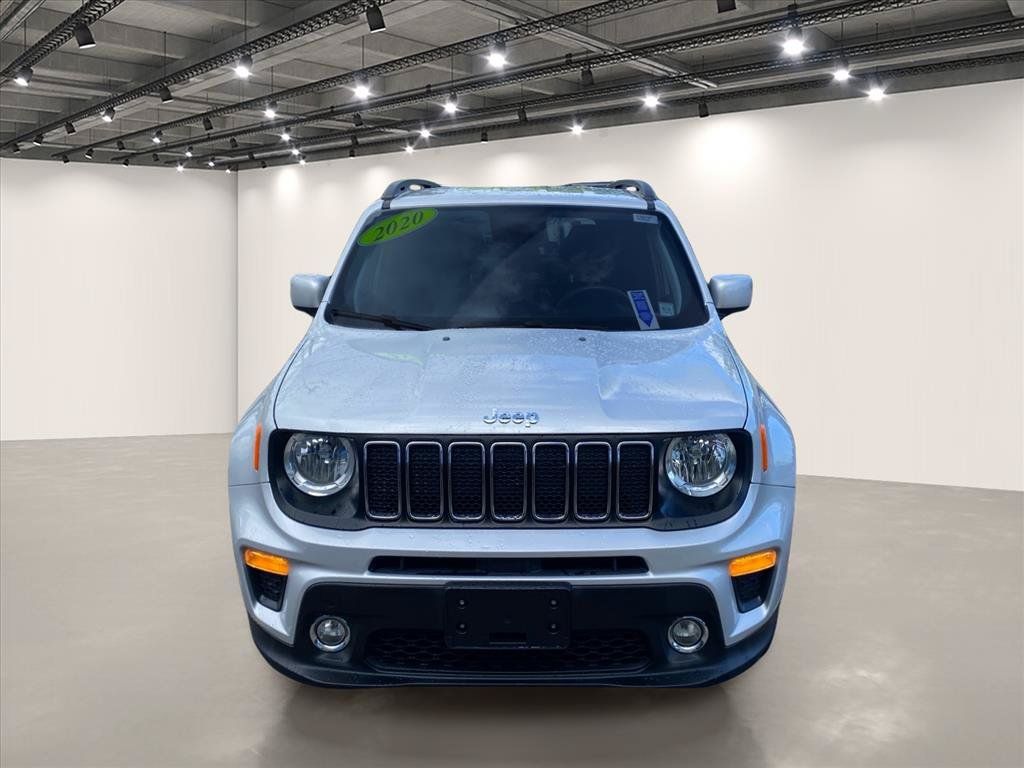 Used 2020 Jeep Renegade Latitude AWD/4WD image 2