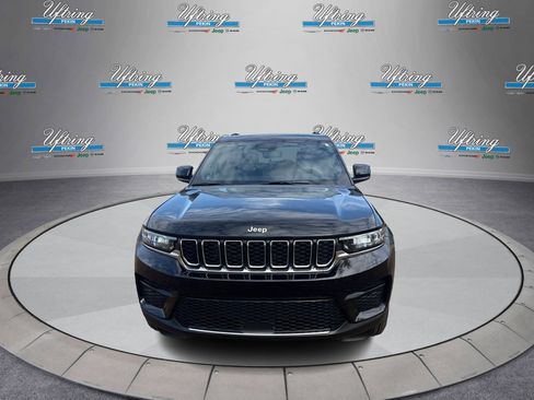 Used 2024 Jeep Grand Cherokee Laredo X image 8