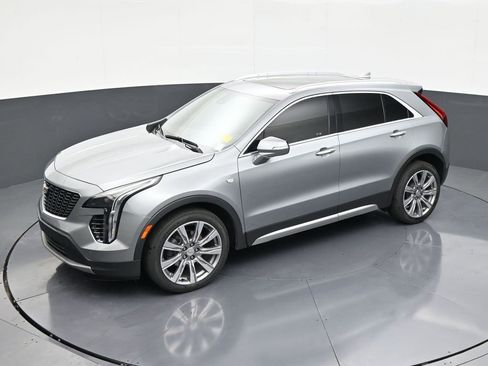 Certified 2023 Cadillac XT4 Premium Luxury FWD image 12