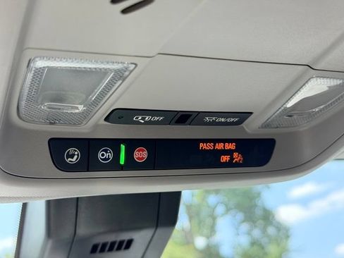 Used 2024 Chevrolet Equinox LT w/ LPO, Floor Liner Package AWD/4WD image 18