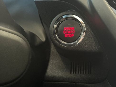 Used 2025 Subaru Forester Touring image 22