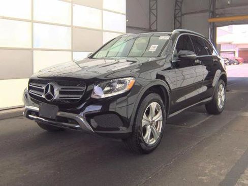 Used 2018 Mercedes-Benz GLC 300 4MATIC w/ Multimedia Package image 1