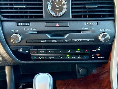 Used 2018 Lexus RX 350L AWD image 36