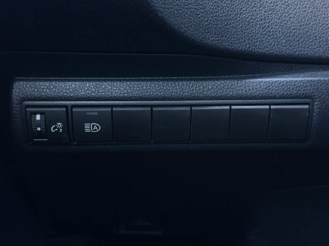 Used 2024 Toyota Corolla SE FWD image 21