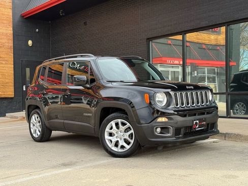 Used 2018 Jeep Renegade Latitude image 6