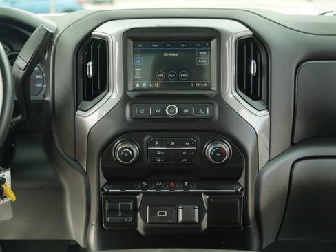 Used 2019 Chevrolet Silverado 1500 Custom Trail Boss w/ Custom Convenience Package image 26