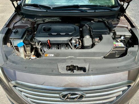 Used 2017 Hyundai Sonata SE FWD image 8