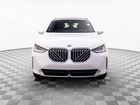 Certified 2025 BMW X3 xDrive30i w/ Premium Package image 9