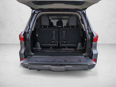 Used 2018 Lexus LX 570 4WD w/ Luxury Package image 6
