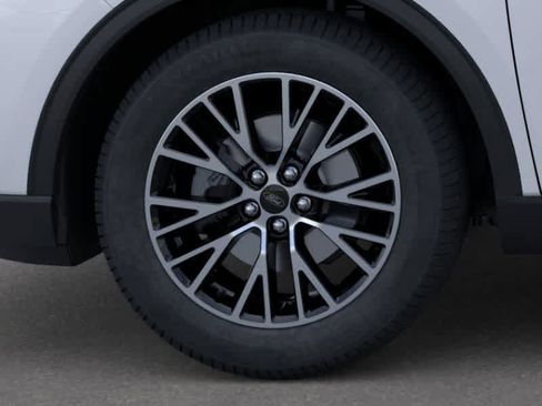 New 2026 Ford Escape PHEV w/ PHEV Premium Package image 19