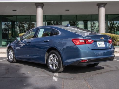 Used 2024 Chevrolet Malibu LT image 5