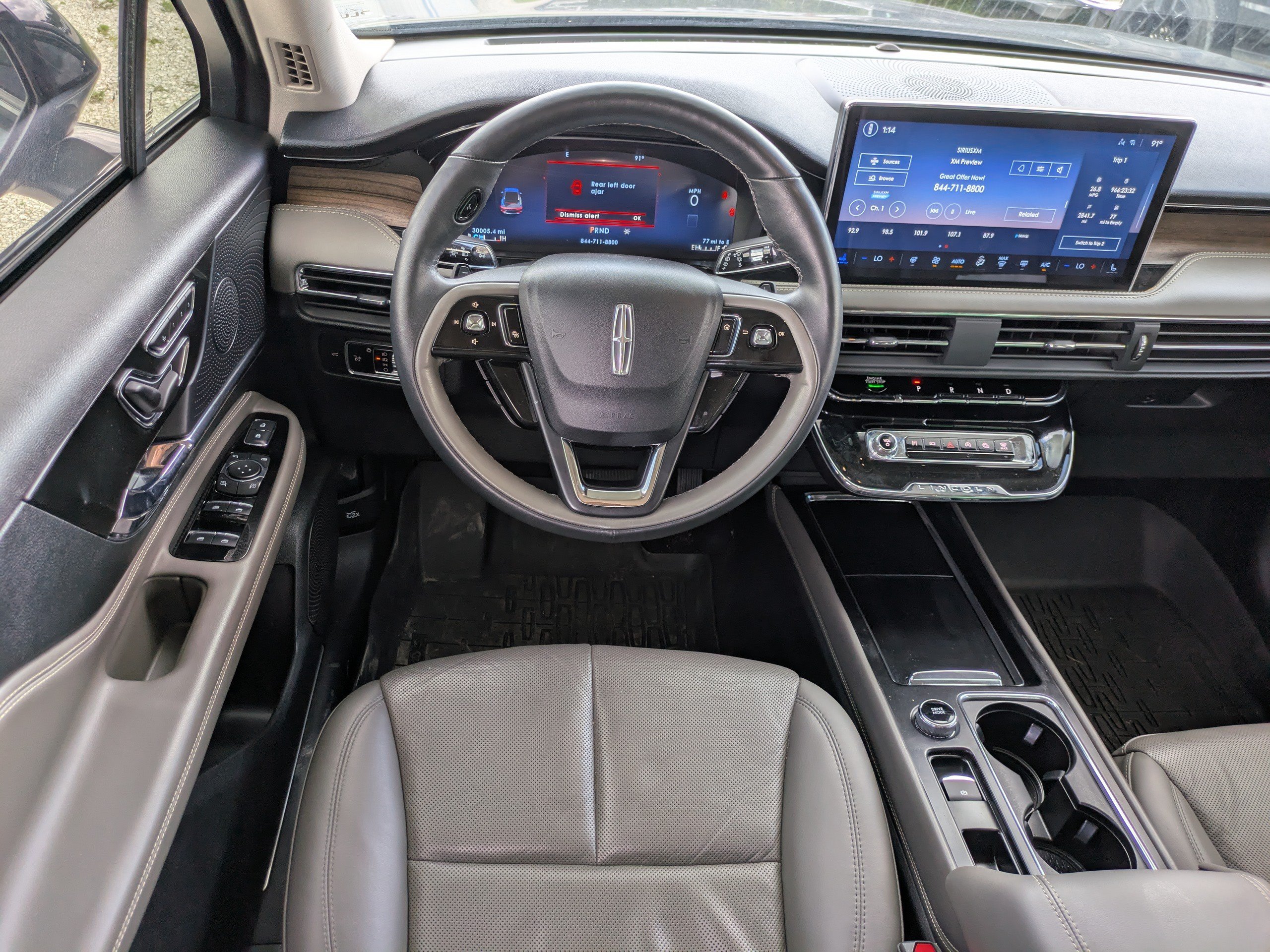 Used 2024 Lincoln Corsair Reserve w/ Equipment Group 201A FWD image 15