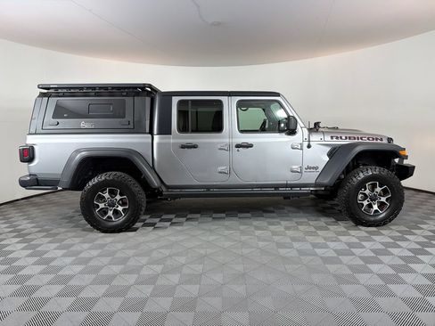 Used 2020 Jeep Gladiator Rubicon AWD/4WD image 2