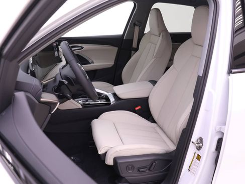 New 2026 Audi Q5 Premium Plus image 7