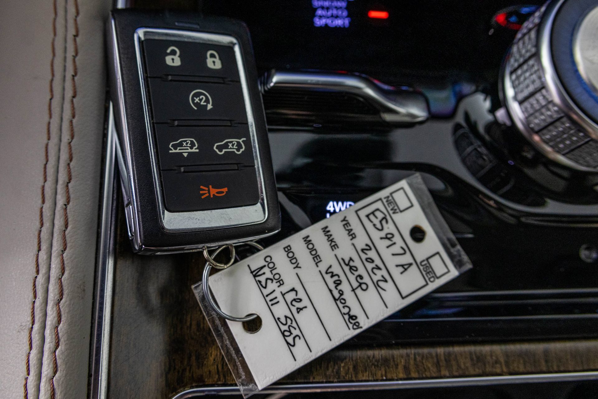 Used 2022 Jeep Grand Wagoneer Series I AWD/4WD image 33