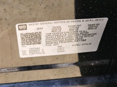 Used 2024 GMC Terrain SLE image 34